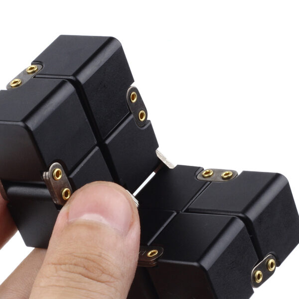 Educational Toys Infinity Cube - Image 5